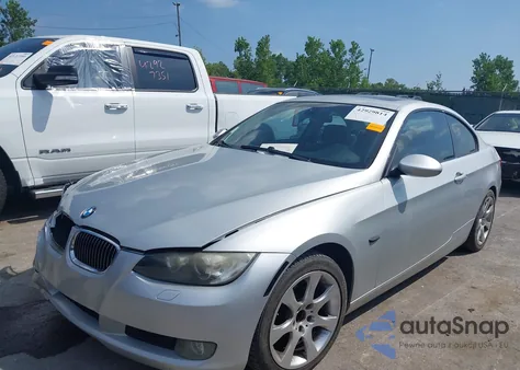2008 BMW 328Xi z USA, uszkodzony, nr VIN WBAWV53588P079109